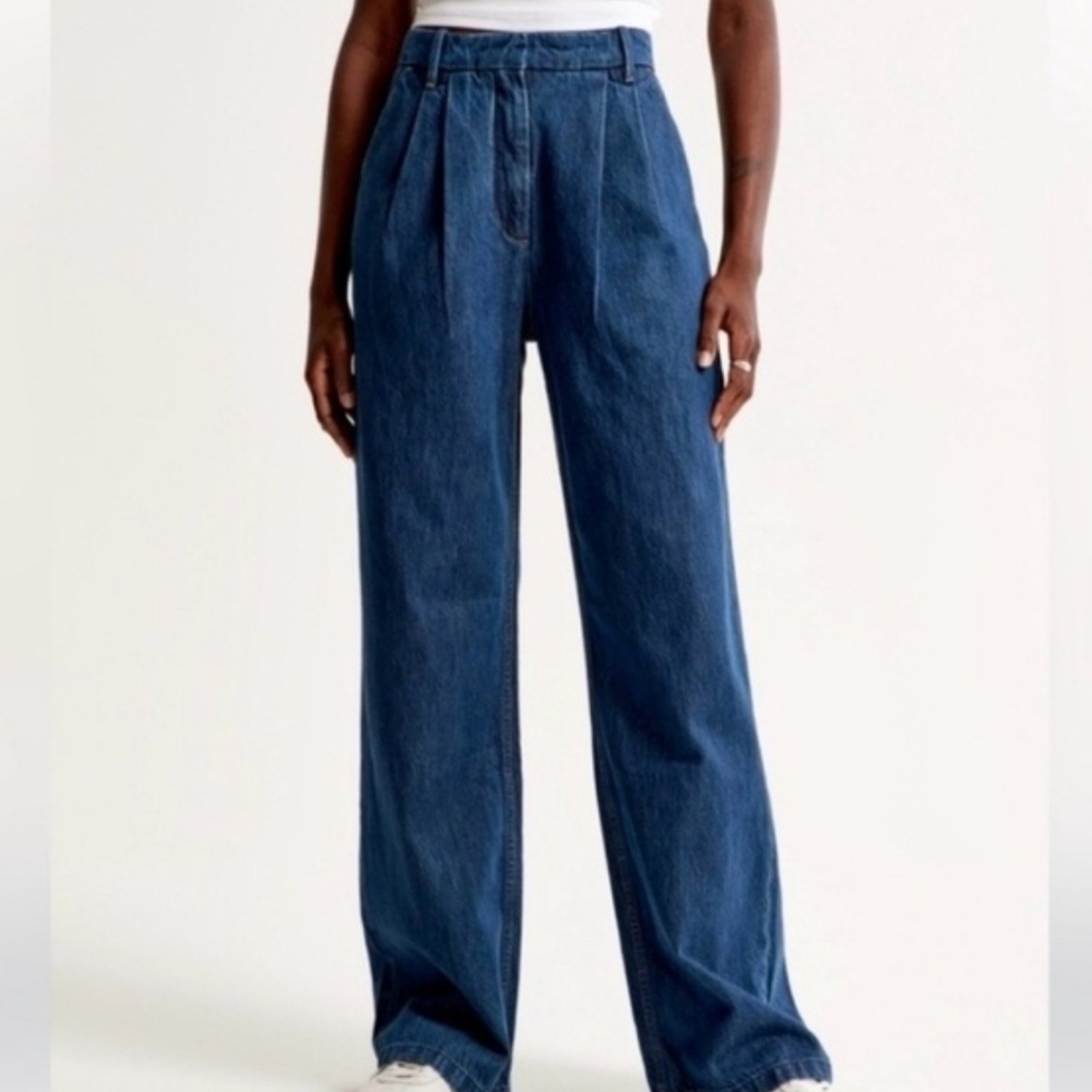 Abercrombie & Fitch Sloane Tailored Jean
